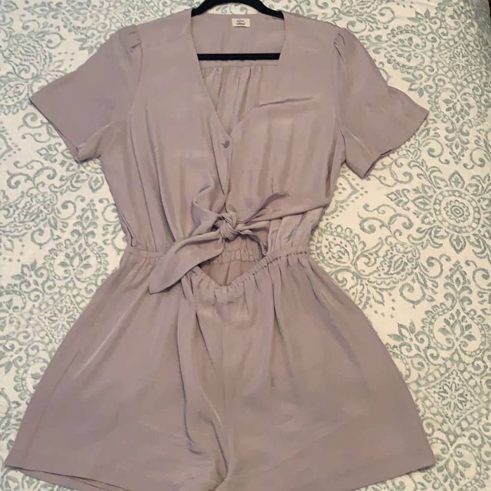 Aritzia Wilfred Croisees Tie Front Romper